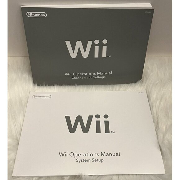 Set of English Nintendo Wii Owners Operation Manuals Instruction Books - Picture 1 of 2